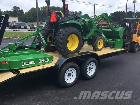 John Deere 3038E Kompaktné traktory