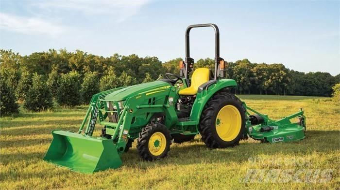 John Deere 3043D Traktory