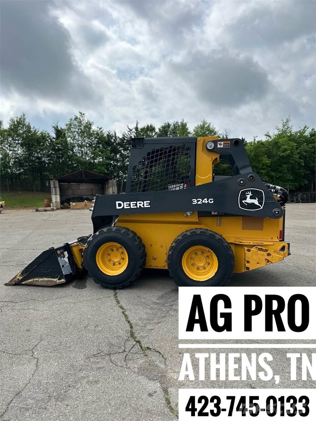 John Deere 324G Šmykom riadené nakladače