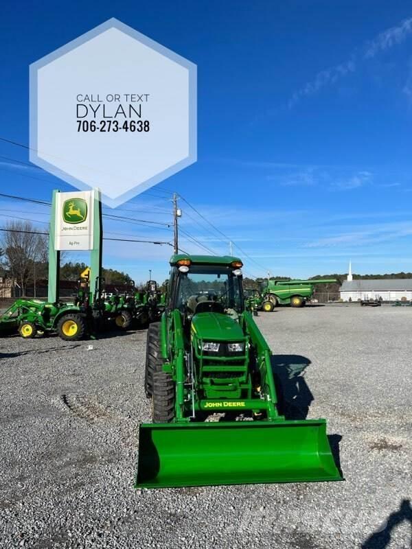 John Deere 4044R Traktory