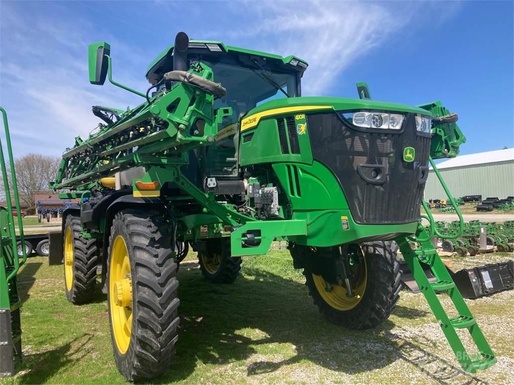 John Deere 410R Ťahané postrekovače