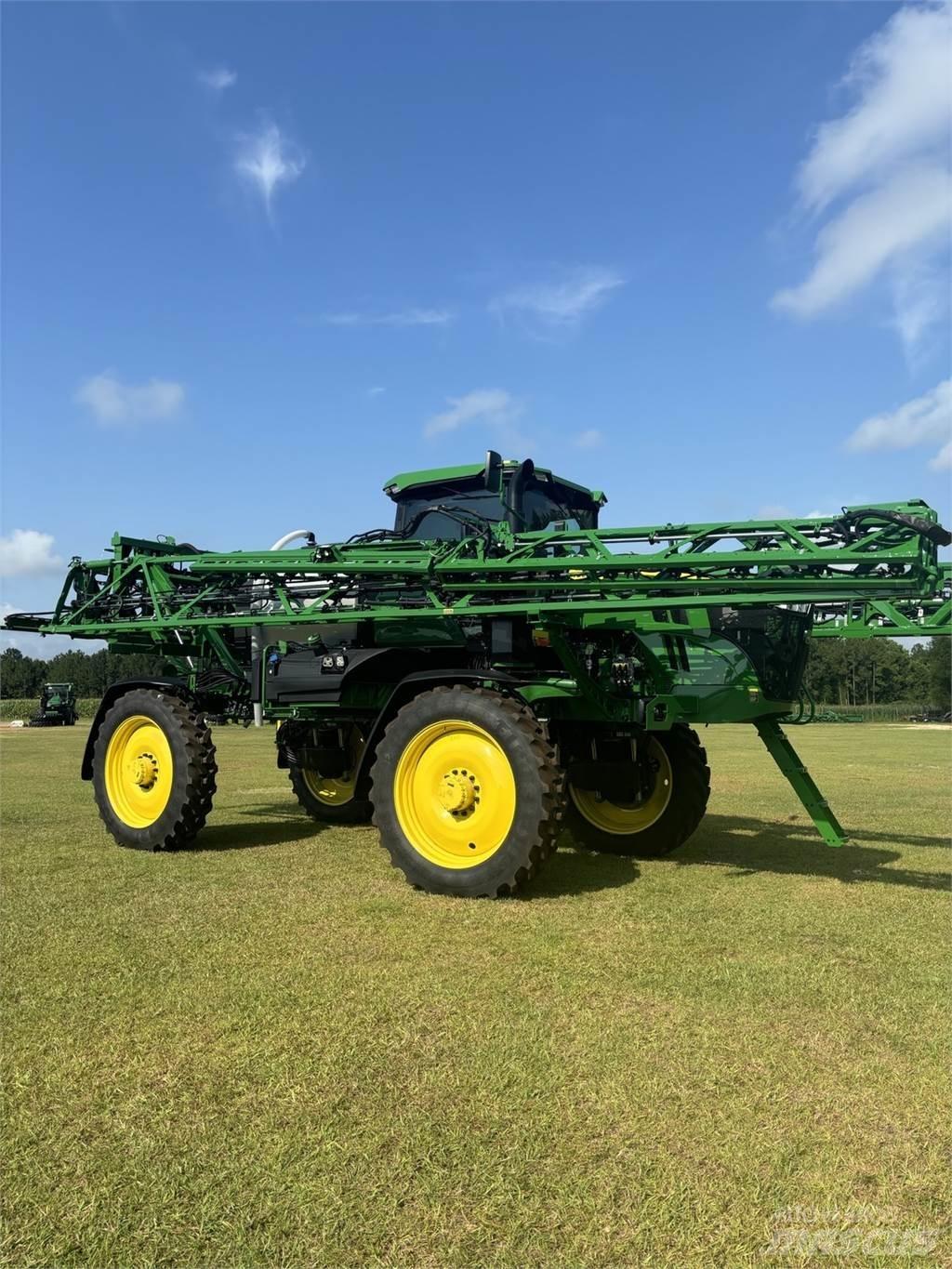 John Deere 410R Ťahané postrekovače