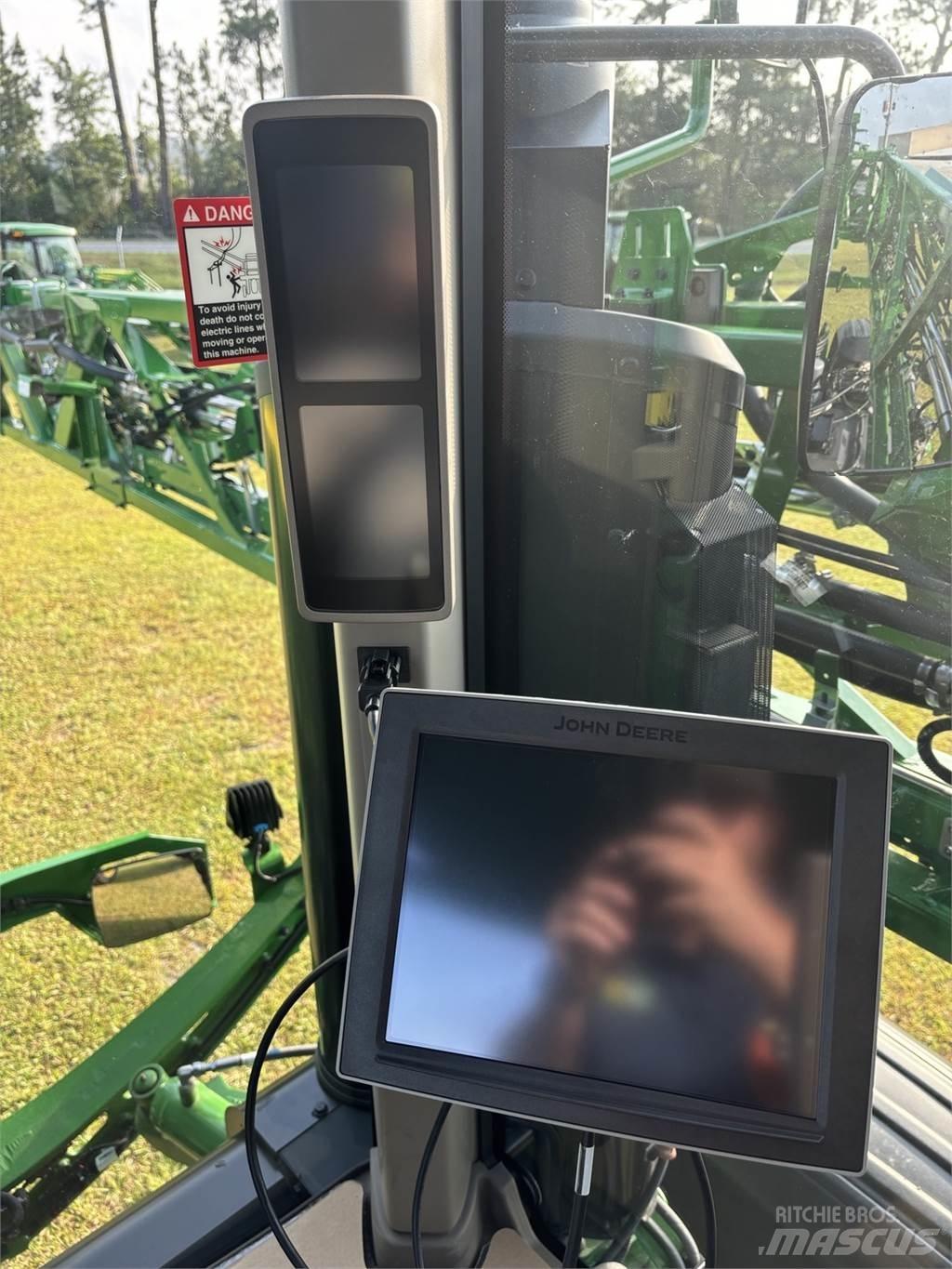 John Deere 410R Ťahané postrekovače