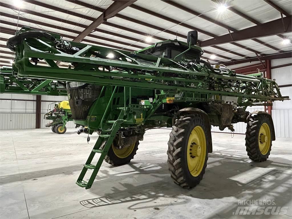 John Deere 412R Ťahané postrekovače