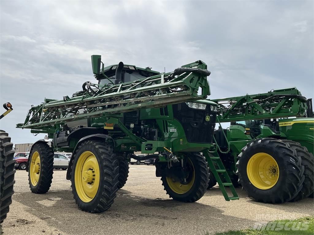 John Deere 412R Ťahané postrekovače