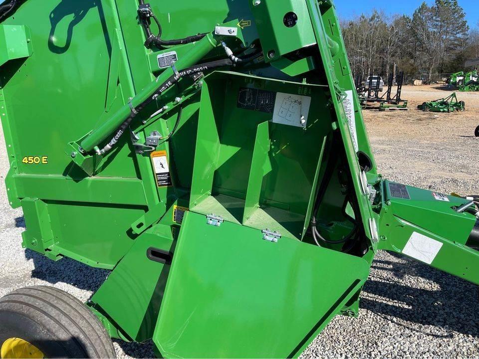 John Deere 450E Lisy na okrúhle balíky