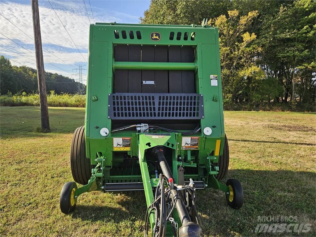 John Deere 451M Lisy na okrúhle balíky