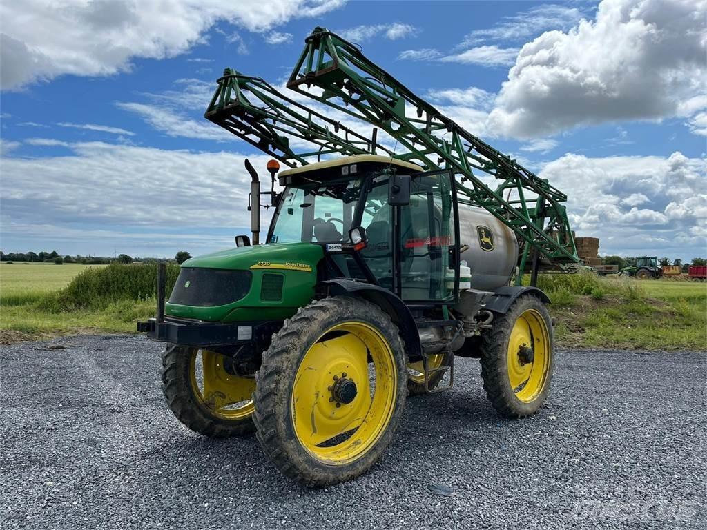 John Deere 4720 Ťahané postrekovače
