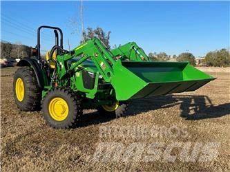 John Deere 5045E Traktory