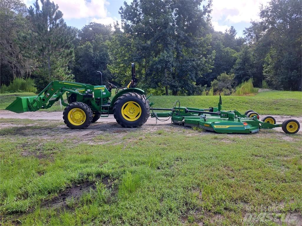 John Deere 5067E Traktory