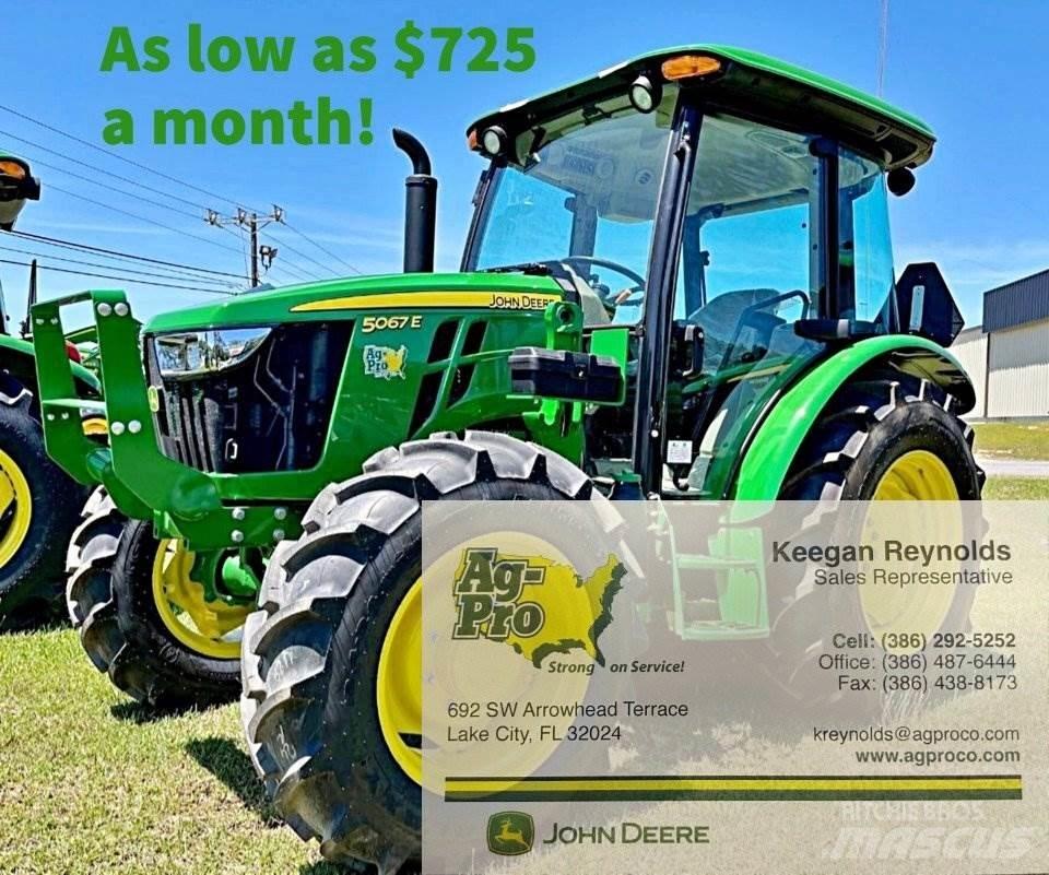 John Deere 5067E Traktory