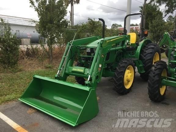 John Deere 5075E Traktory