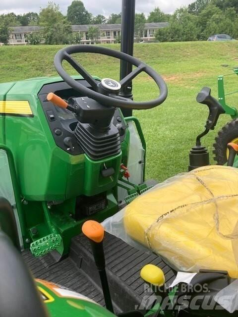 John Deere 5075E Traktory