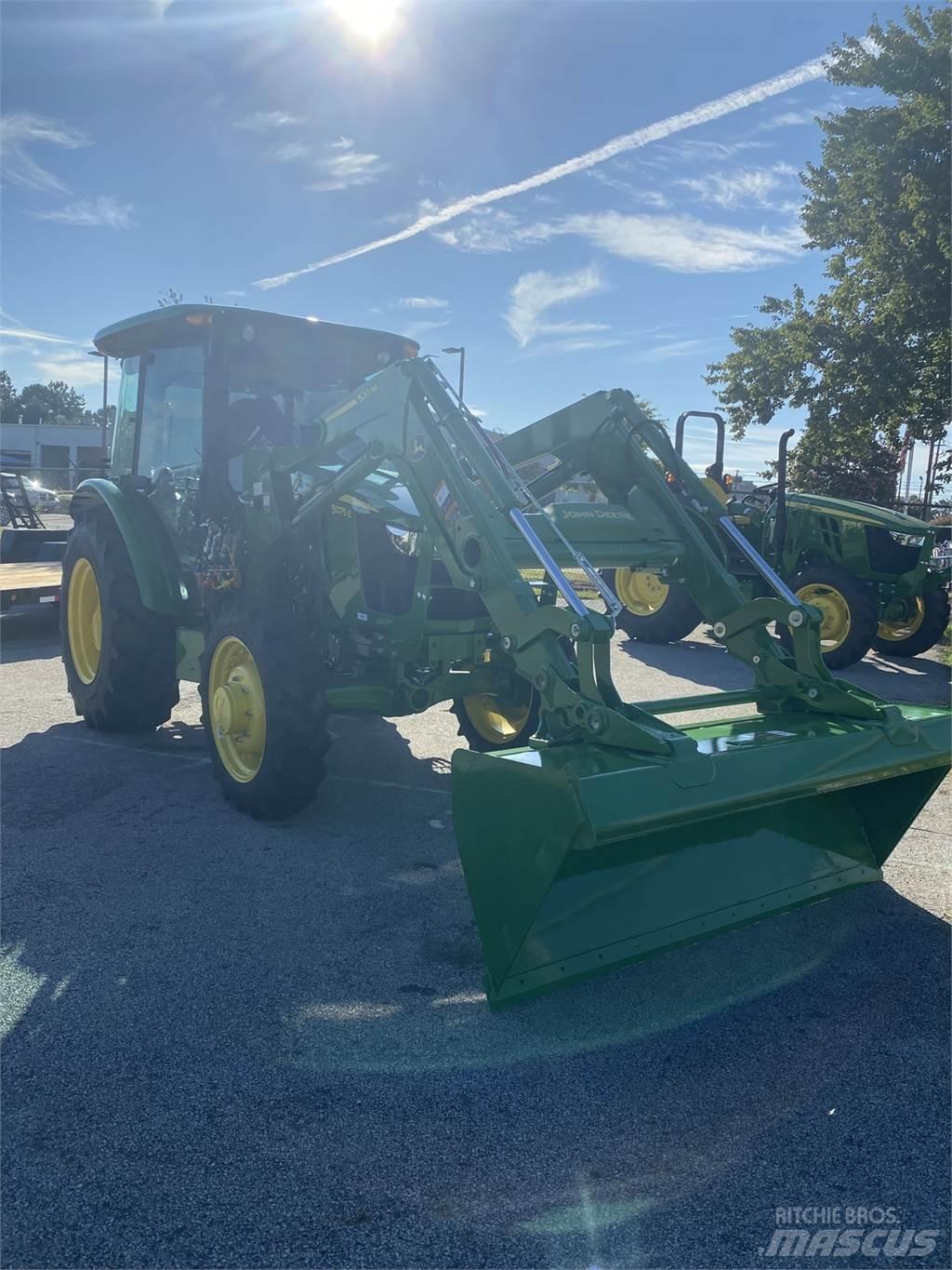 John Deere 5075E Traktory