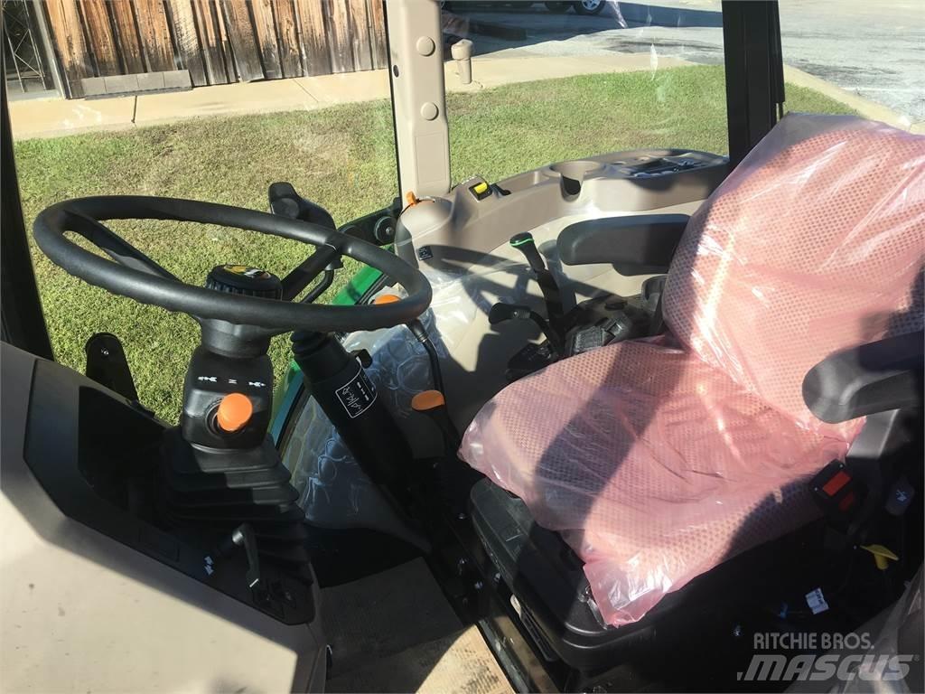 John Deere 5075E Traktory