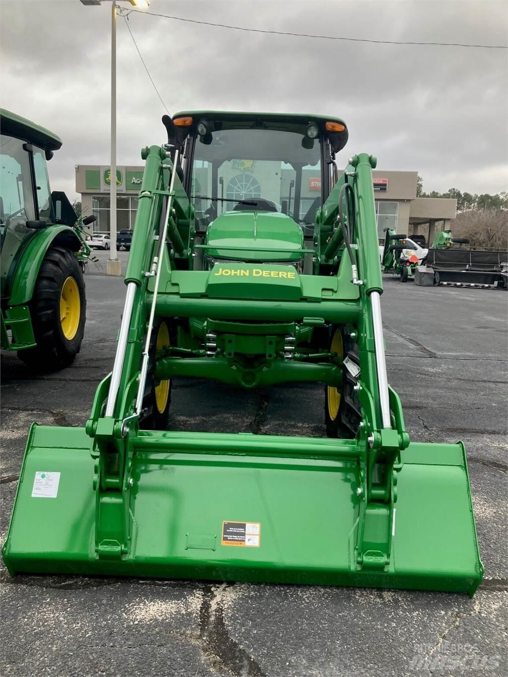 John Deere 5075E Traktory