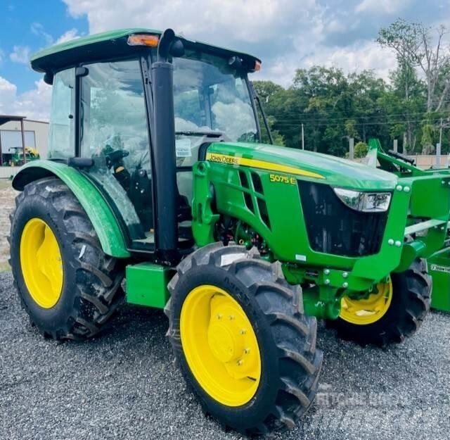 John Deere 5075E Traktory