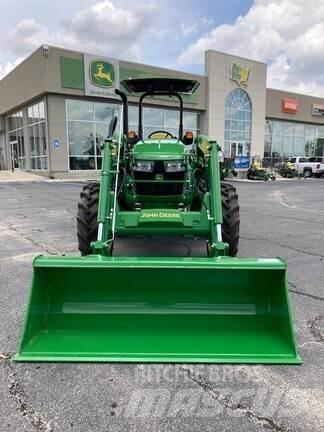 John Deere 5075E Traktory