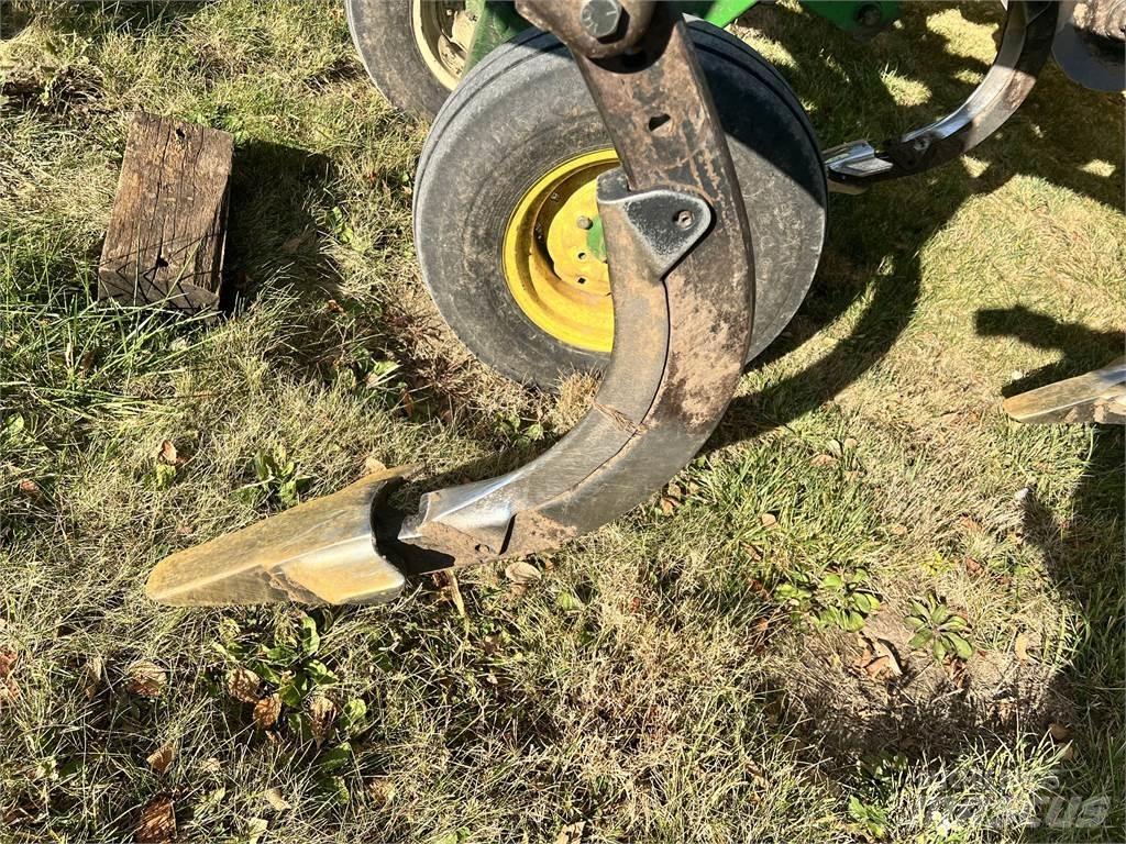 John Deere 512 Ďalšie stroje na spracovanie pôdy a príslušenstvo
