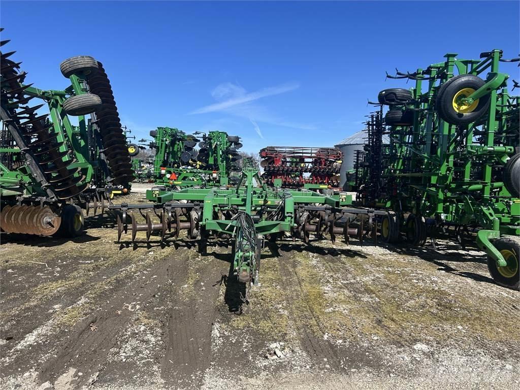 John Deere 512 Ďalšie stroje na spracovanie pôdy a príslušenstvo
