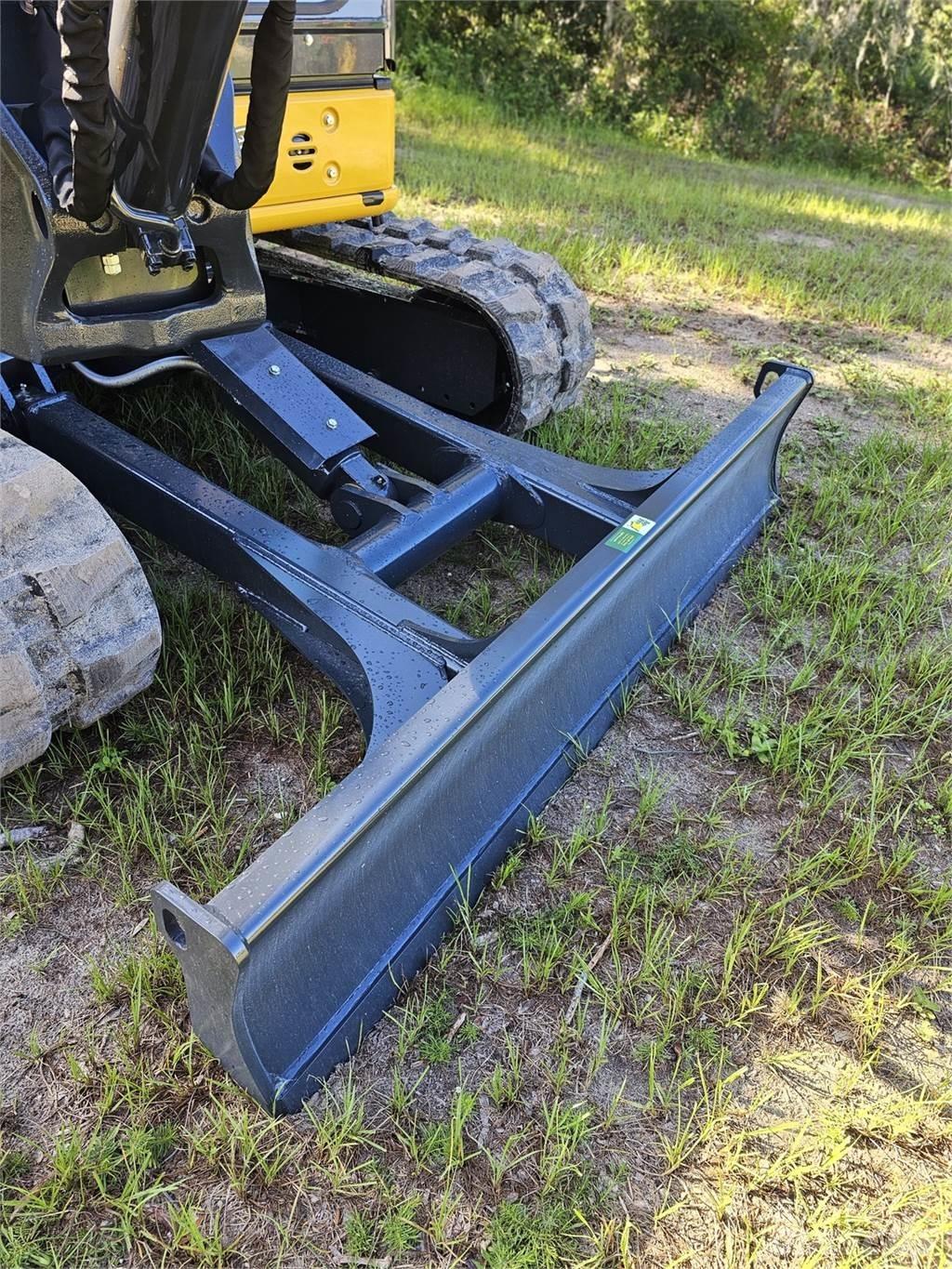 John Deere 60 P Mini rýpadlá < 7t