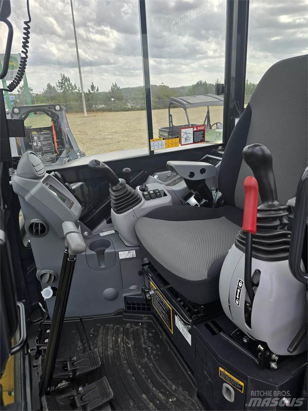 John Deere 60 P Mini rýpadlá < 7t