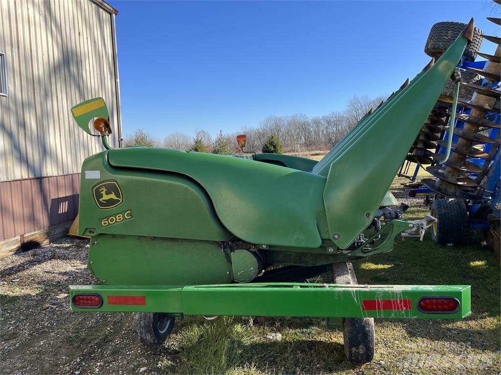 John Deere 608C Príslušenstvo a náhradné diely ku kombajnom