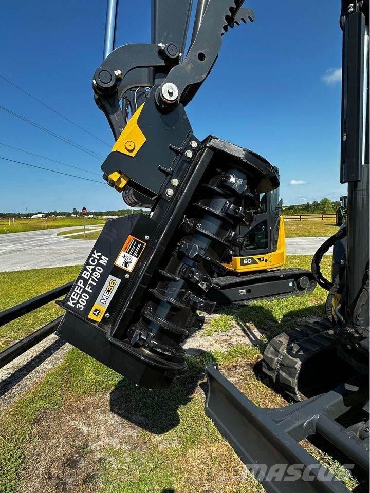 John Deere 60P Pásové rýpadlá
