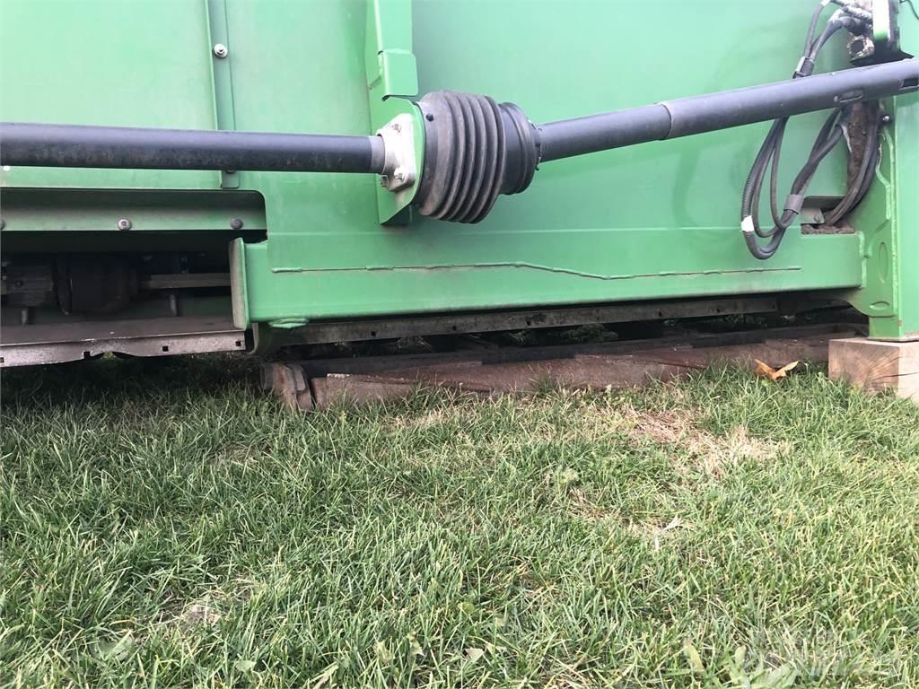 John Deere 612C Príslušenstvo a náhradné diely ku kombajnom