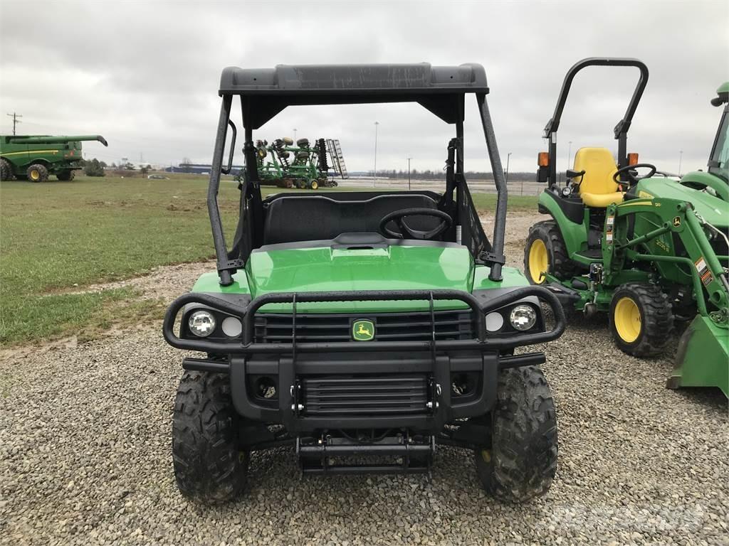 John Deere 615E Úžitkové vozne