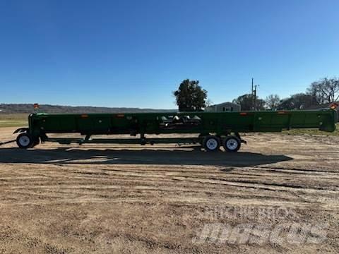 John Deere 616C Príslušenstvo a náhradné diely ku kombajnom