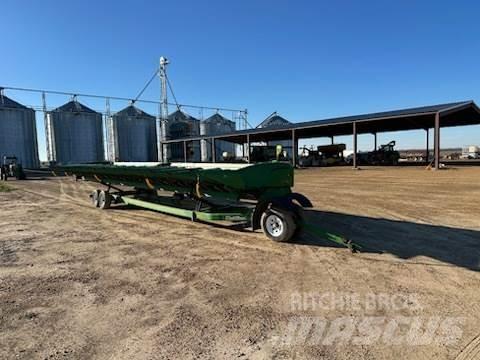John Deere 616C Príslušenstvo a náhradné diely ku kombajnom