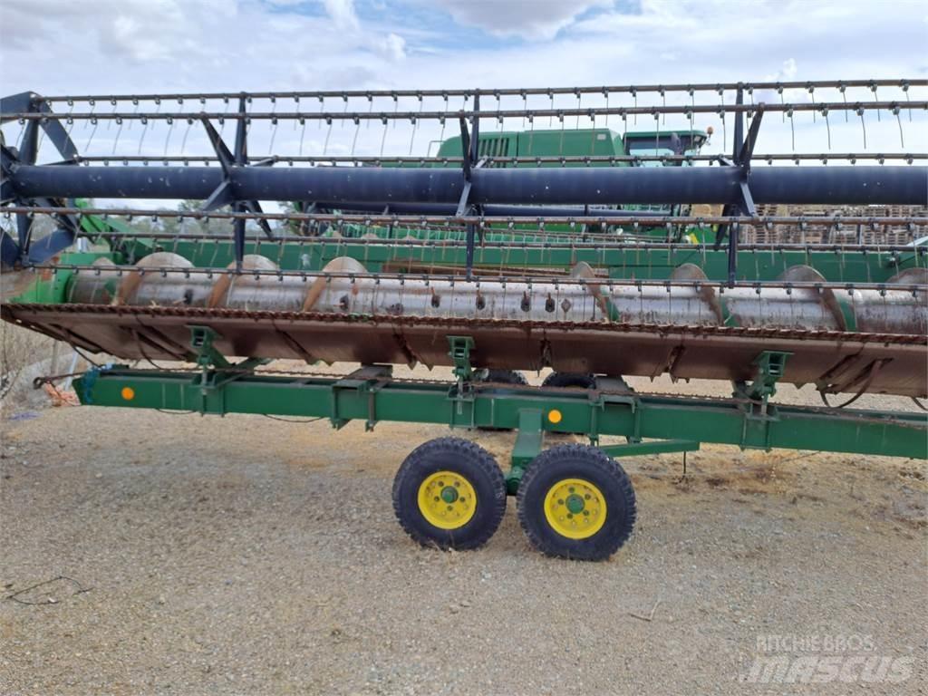 John Deere 620R Príslušenstvo a náhradné diely ku kombajnom
