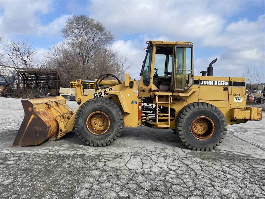 John Deere 624G Kolesové nakladače