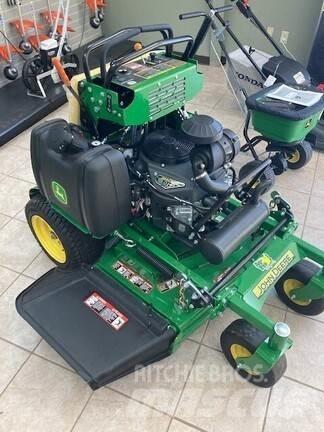 John Deere 636M Samochodné kosačky