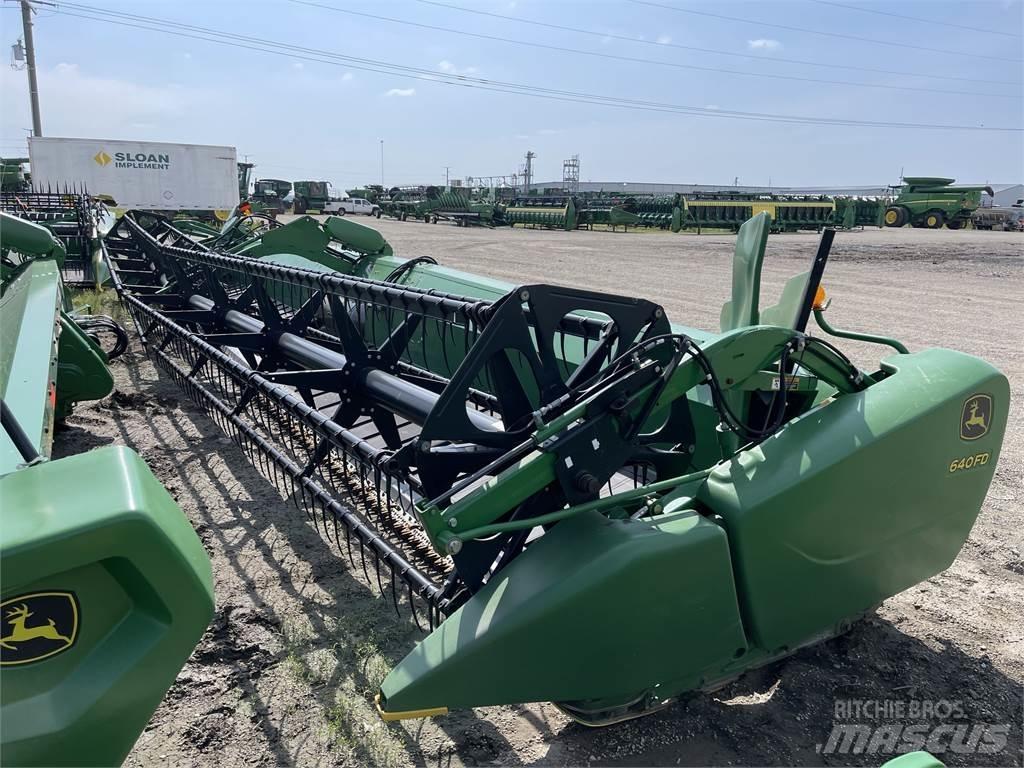 John Deere 640FD Príslušenstvo a náhradné diely ku kombajnom