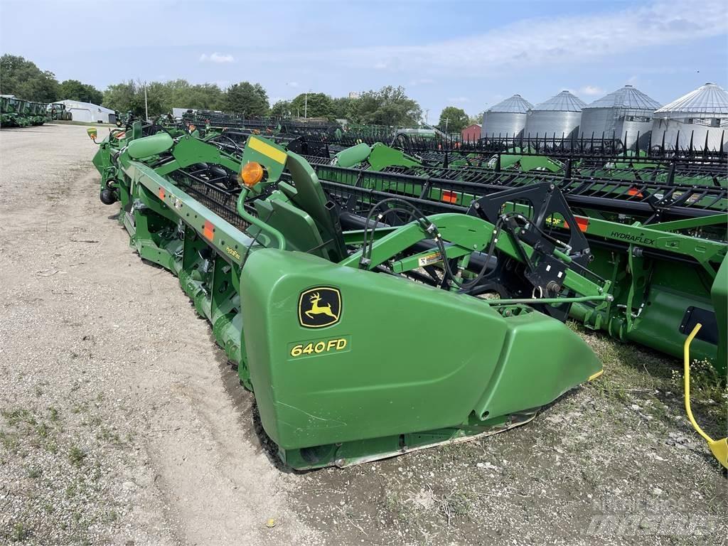 John Deere 640FD Príslušenstvo a náhradné diely ku kombajnom