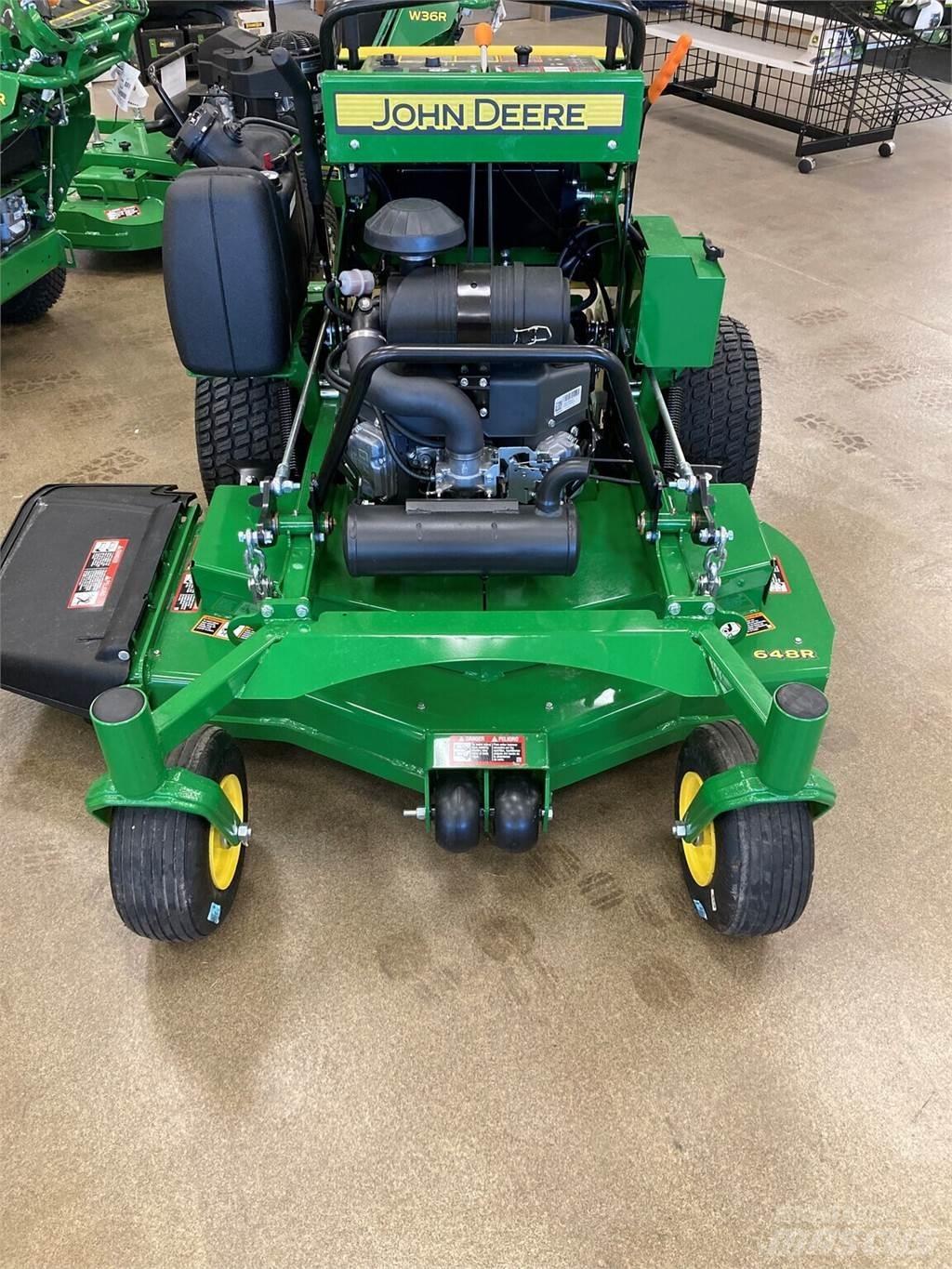 John Deere 648R Samochodné kosačky