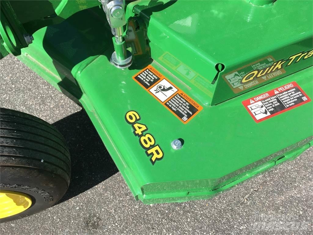 John Deere 648R Samochodné kosačky