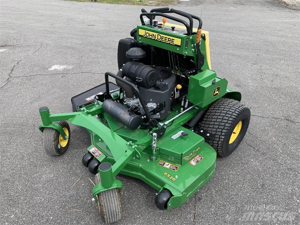John Deere 652R Samochodné kosačky