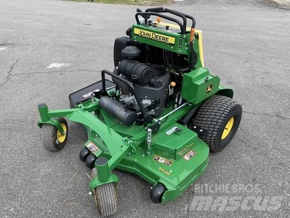 John Deere 652R Samochodné kosačky