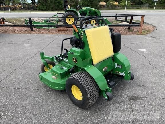 John Deere 652R Samochodné kosačky