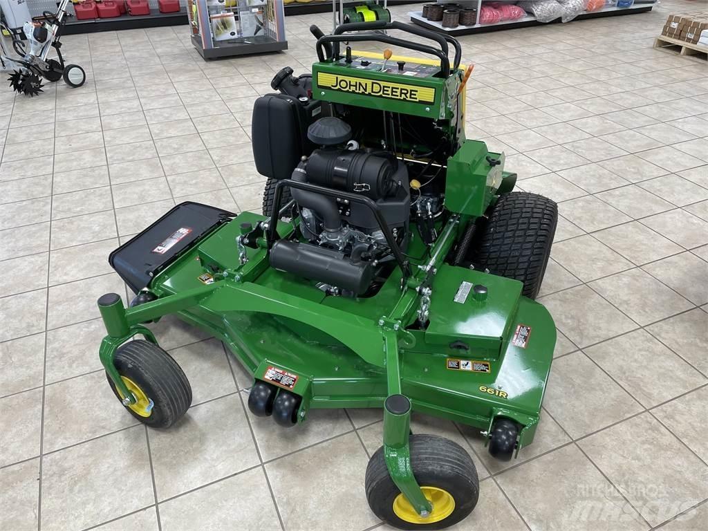 John Deere 661R Samochodné kosačky