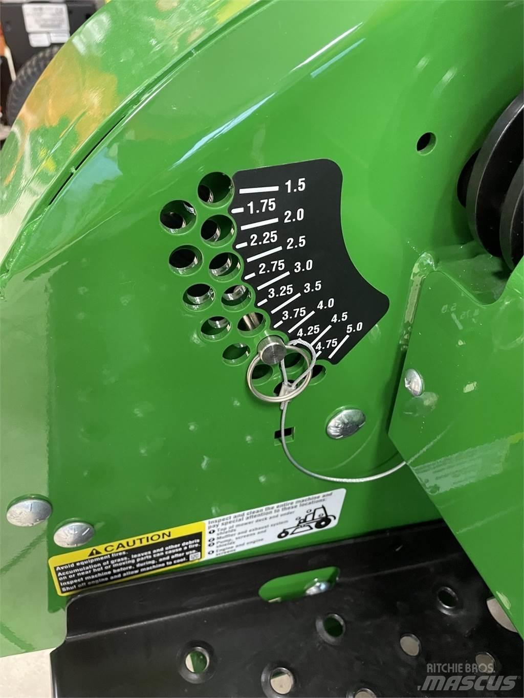 John Deere 661R Samochodné kosačky