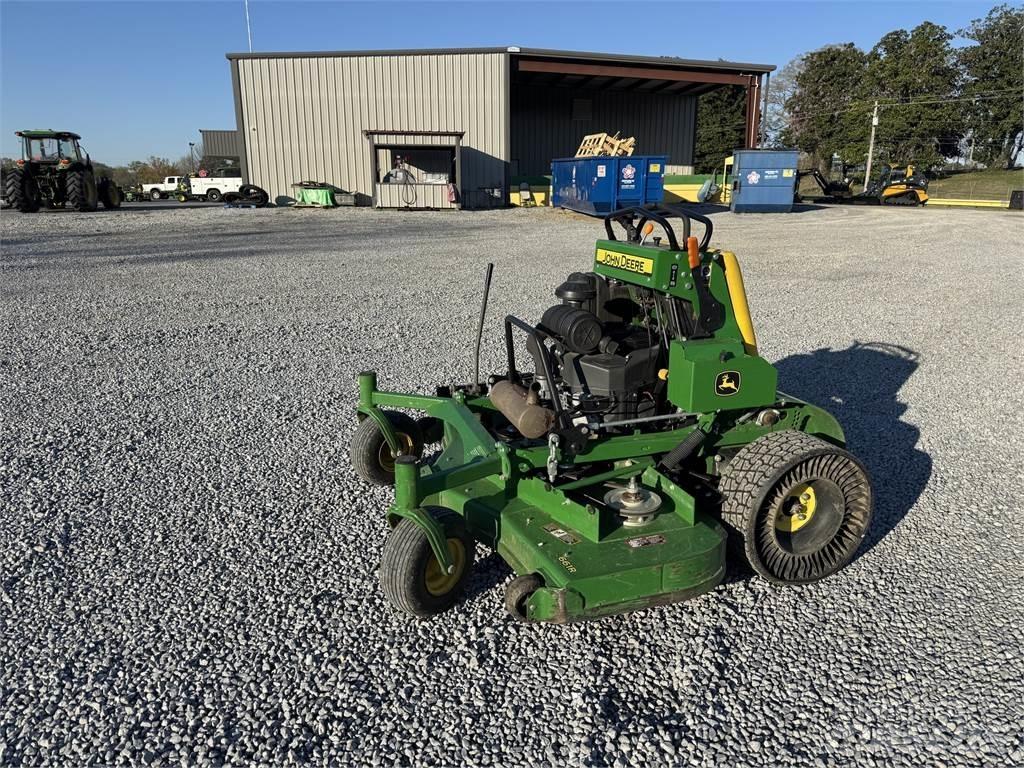 John Deere 661R Samochodné kosačky