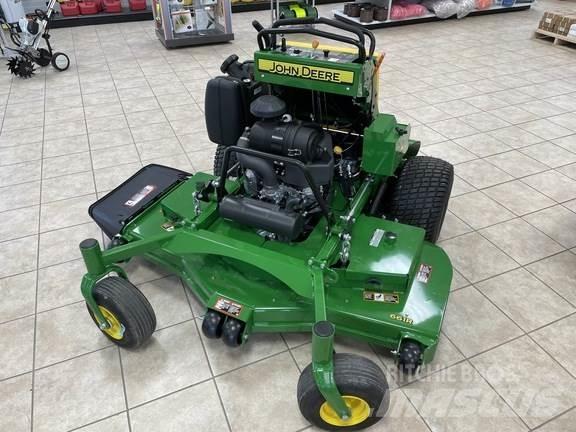 John Deere 661R Samochodné kosačky