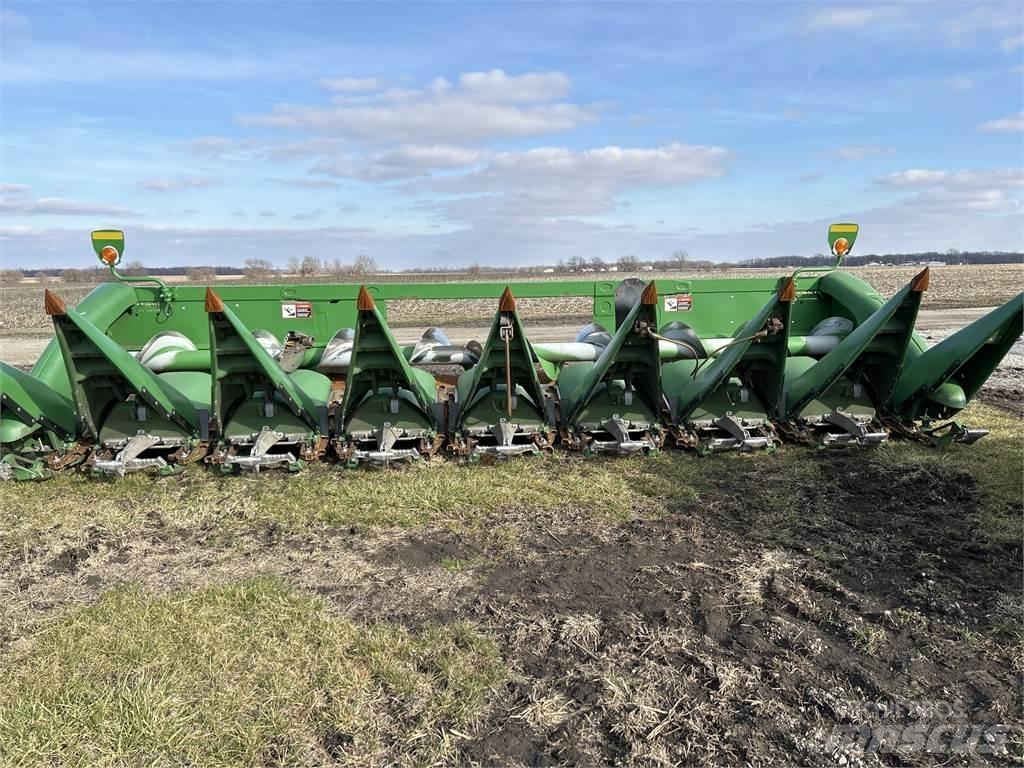 John Deere 708C Príslušenstvo a náhradné diely ku kombajnom