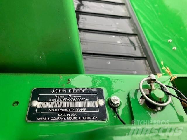 John Deere 712C Príslušenstvo a náhradné diely ku kombajnom