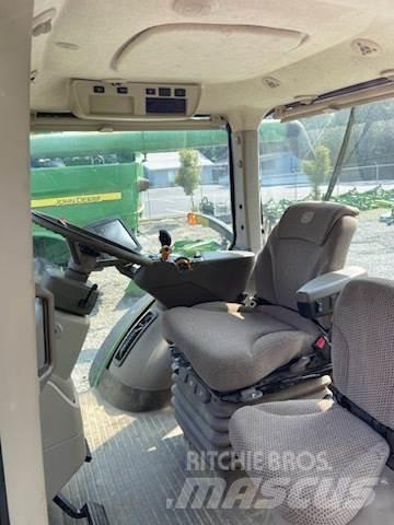 John Deere 7270R Traktory