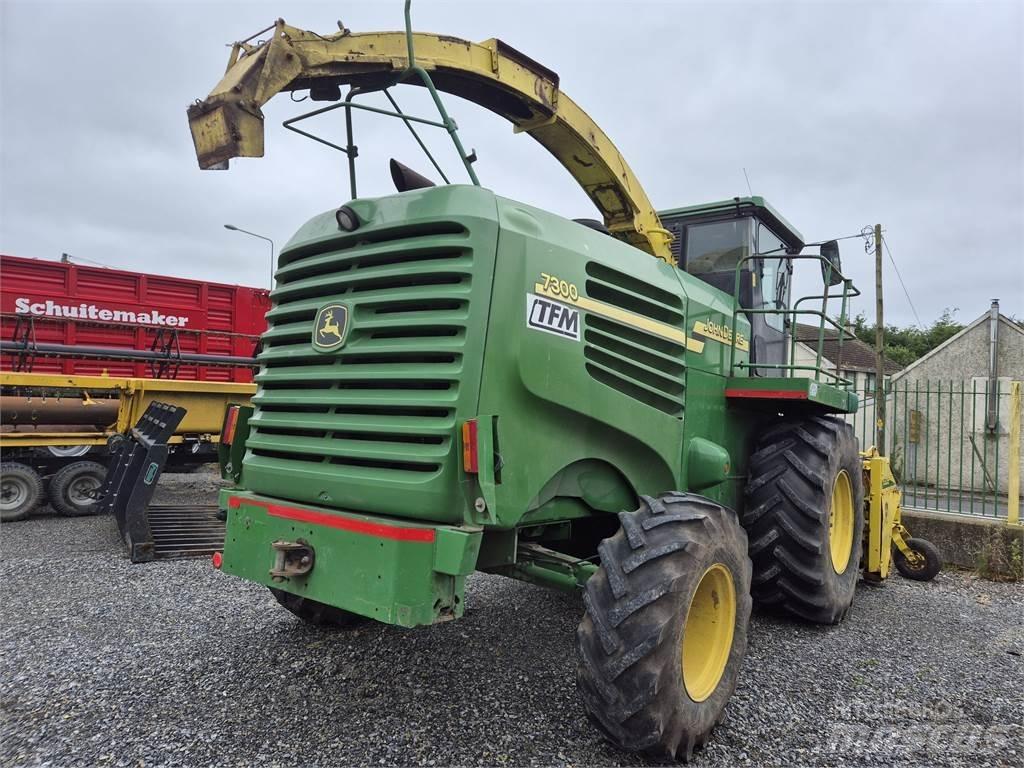 John Deere 7300 Žacie rezačky